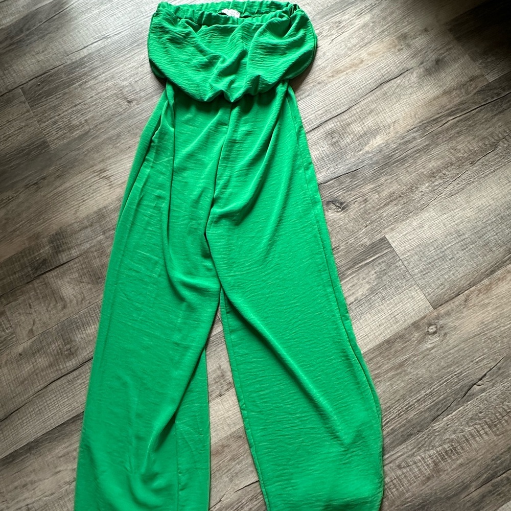 Kelly Green strapless jumper